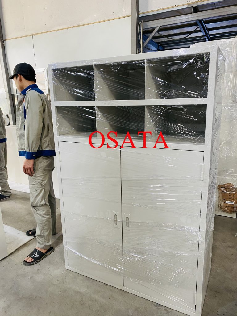Tủ dụng cụ bằng thép sơn tĩnh điện