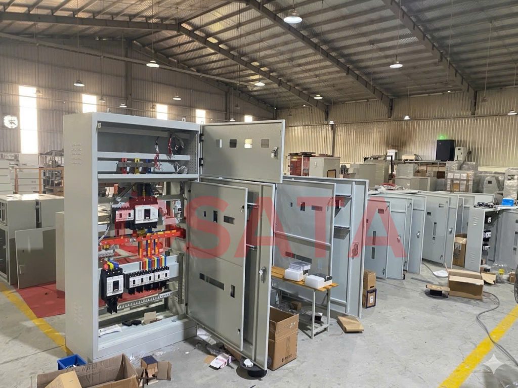 Phân biệt các loại vỏ tủ điện